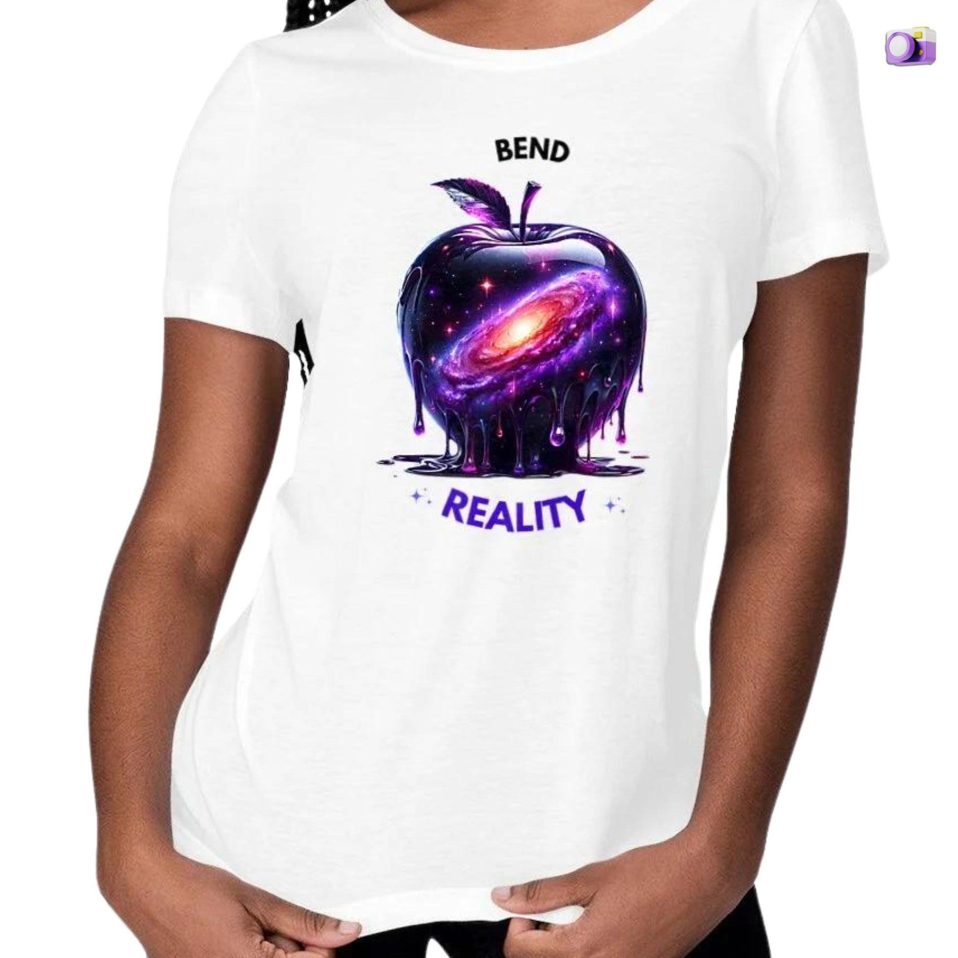 Bend Reality Shirt in white, made from organic cotton in conversion. Front view close up showcased by a black model.