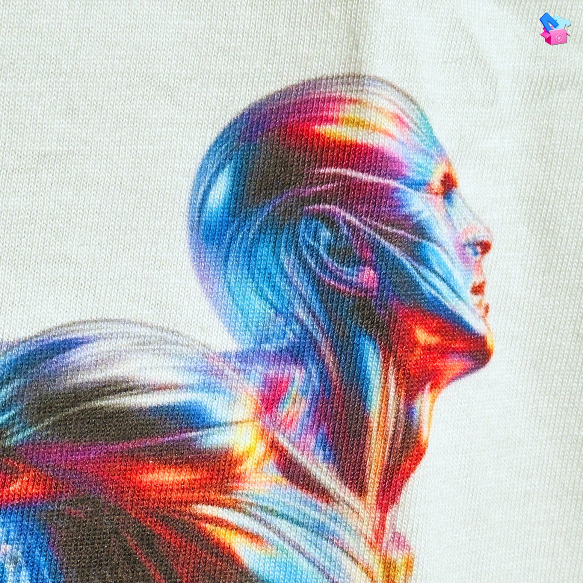 Inhale courage exhale fear Shirt in white, made from organic cotton in conversion. Close up of fabric and print.